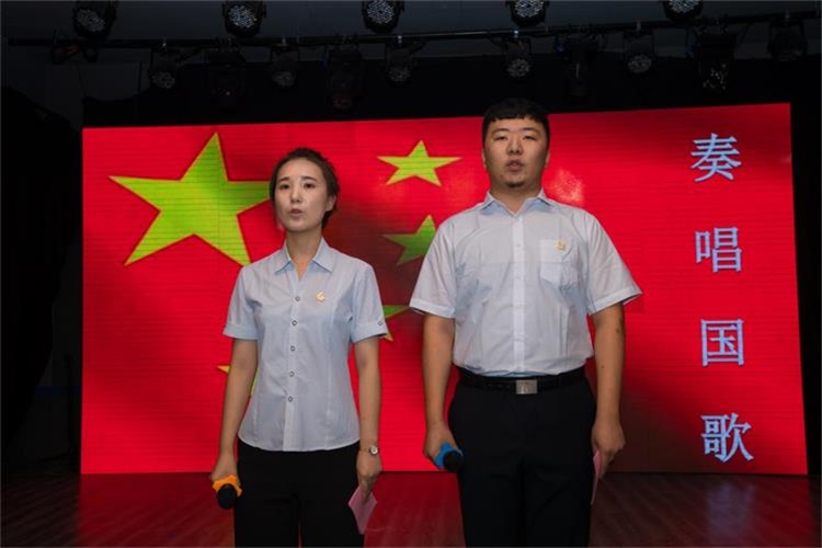 凝聚实力，，，，，再创佳绩--1xBET集团盛大举行半年总结表扬大会